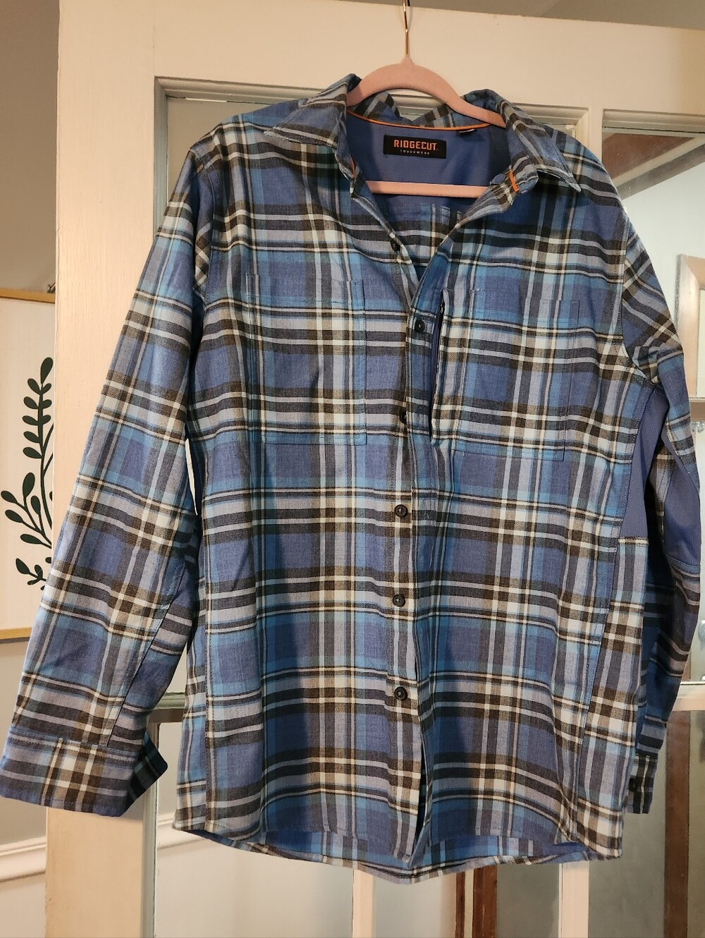 Ridgecut Toughwear Men’s L Blue Plaid Vented Work Shirt Zip Pocket Outdoor